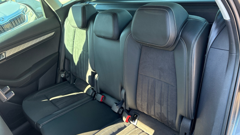 Skoda Karoq 1.5 TSI SE L 5dr DSG Petrol Estate